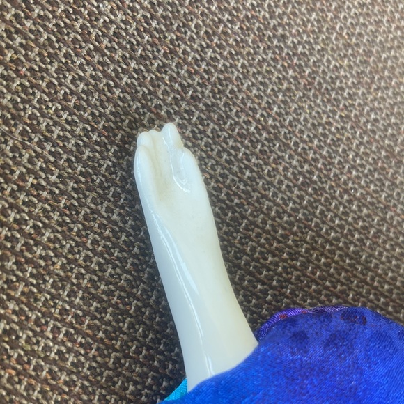 1992 Poupee Millet Signed 9” Doll - Picture 6 of 7